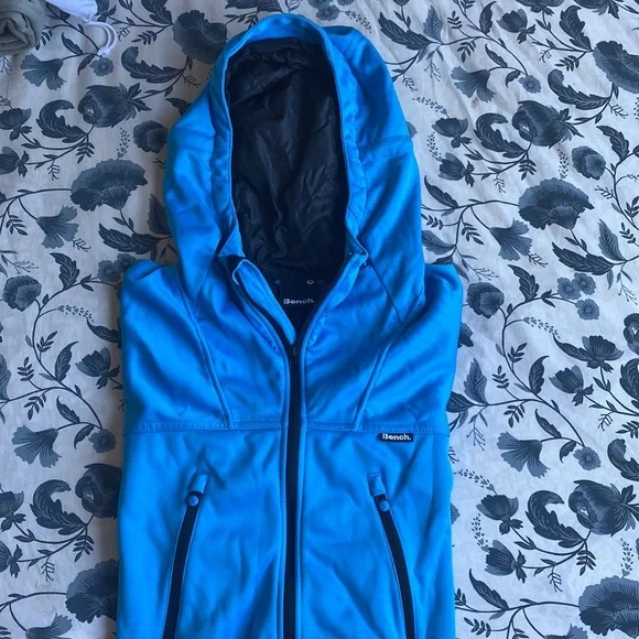 Multi-Zip Bench Zip-Up Sweater - Picture 2 of 3